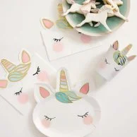 We Heart Unicorn Paper Plates 8pc Pack by Talking Tables
