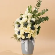 مزهرية ميكس الزهور الأبيض