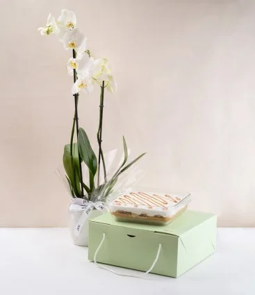 Banoffee Pie Casserole & Orchids Bundle by Sugar Daddy's Bakery