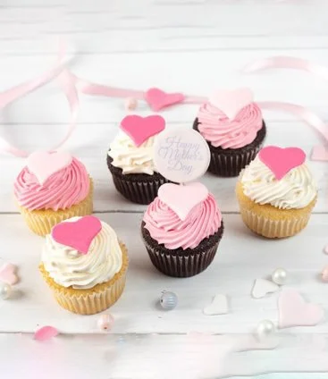 Hearts Mother’s Day Cupcakes By Cake Social