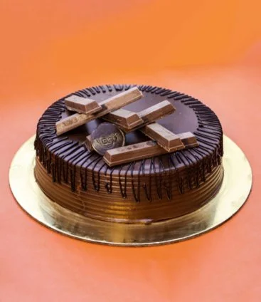 Kit Kat Cake by Vego Cafe