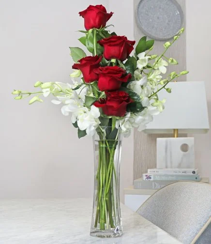 The Elegant Twist Roses Arrangement