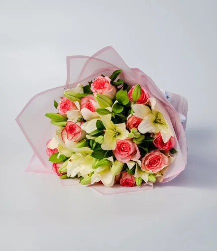 Pink Roses & White Lilies Hand Bouqet