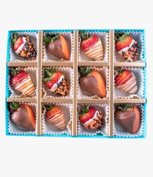 فراولة مغطاة بالشوكولاتة بتصميم الهالوين 12 قطعة
