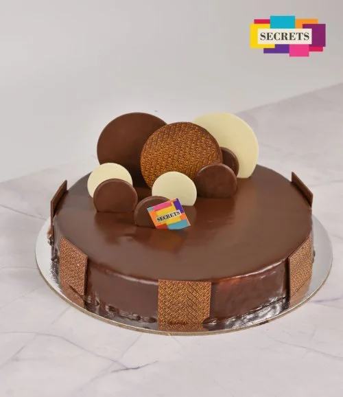 Trois Chocolate Cake & Love Balloon Bundle By Secrets