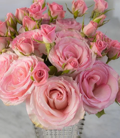 Luxury Pink Roses Arrangement