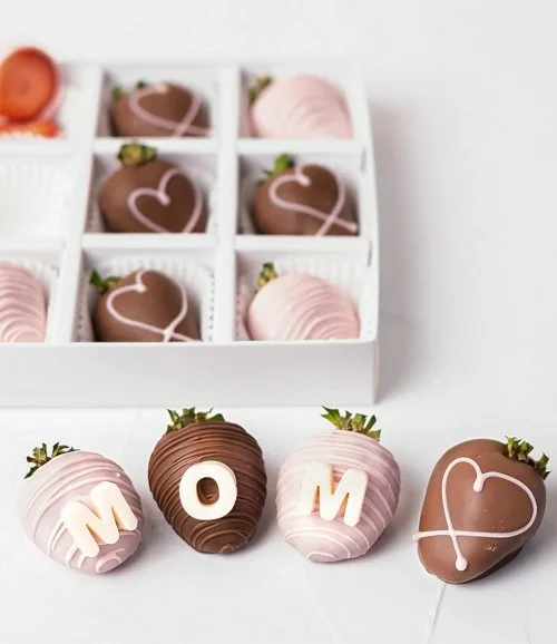 Mom Hearts Strawberries by NJD