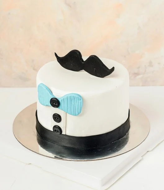 Mini Cake with Bow tie by NJD