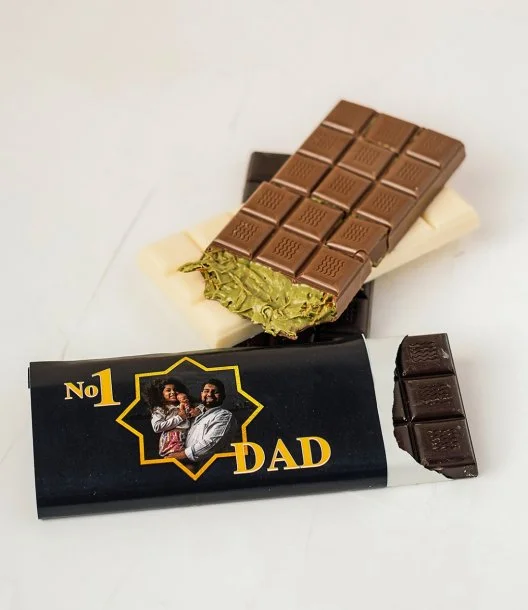 صندوق شوكولاتة مخصص بصورة ورسالة من إن جيه دي