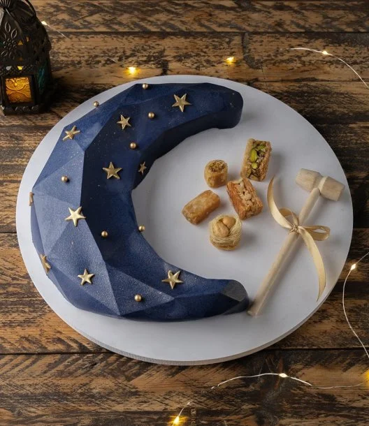 Ramadan / Eid Moon Chocolate Smash by Cake Social