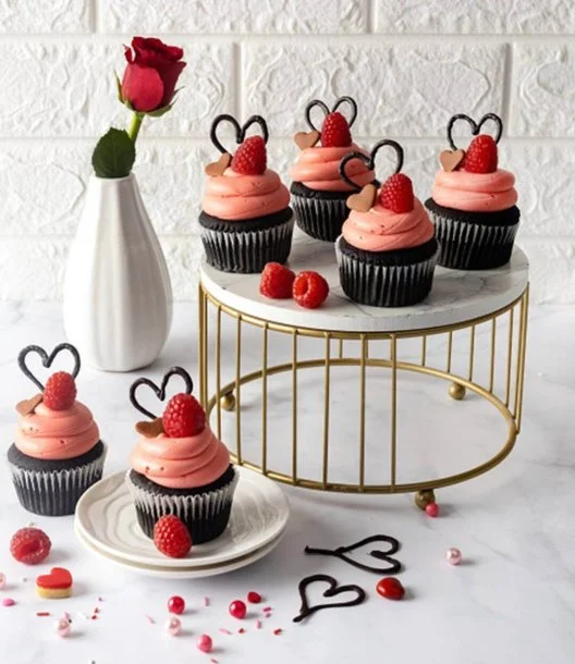 Raspberry & Chocolate Heart Cupcakes By Cake Social