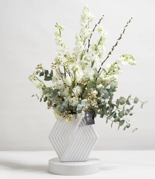 تنسيق زهور الدلفينيوم البيضاء