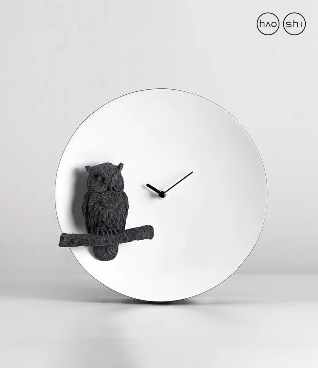 ساعة حائط شكل القمر - البومة 