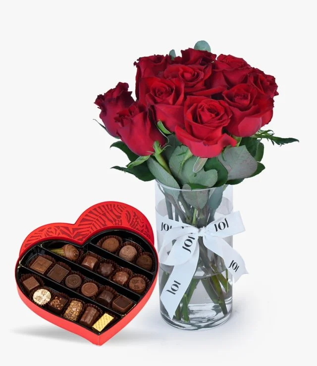 12 Roses Bouquet with Red Heart Chocolate Box – Meduim by Jeff de Bruges