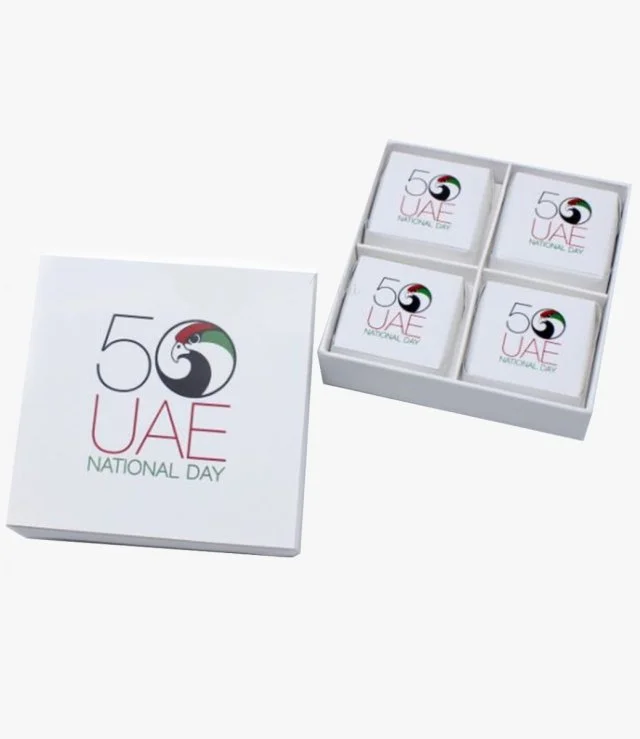 شعار الصقر لعام الإمارات الخمسين - صندوق هدايا اليوم الوطني 80 جرام - عبوة من 10 علب من لو شوكليتير
