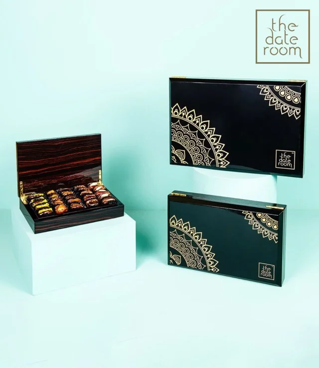 Arabian Wooden Box - Mixed Stuffed Dates - Small