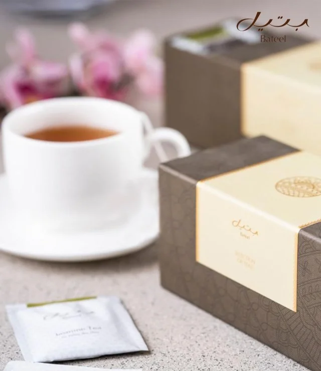 Assorted Tea Gift Box Medium by Bateel