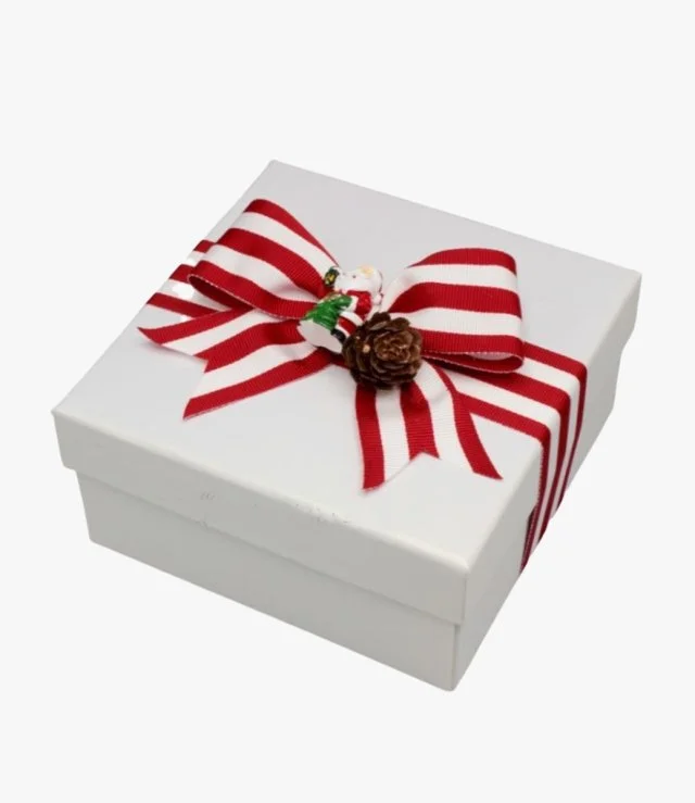 صندوق شوكولاتة مزين بالكريسماس من لو شوكولاتيير