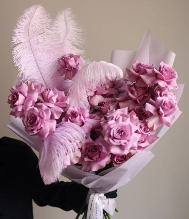 Evita Floral Arrangement by Friends for Flowers