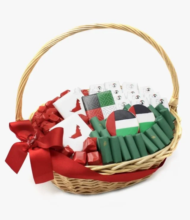 Large National Day 1kg Basket By Le Chocolatier