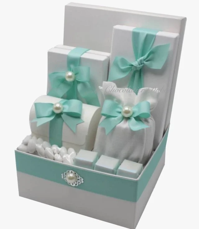 Pearl Ribbon Chocolates Sweet Hamper By Le Chocolatier