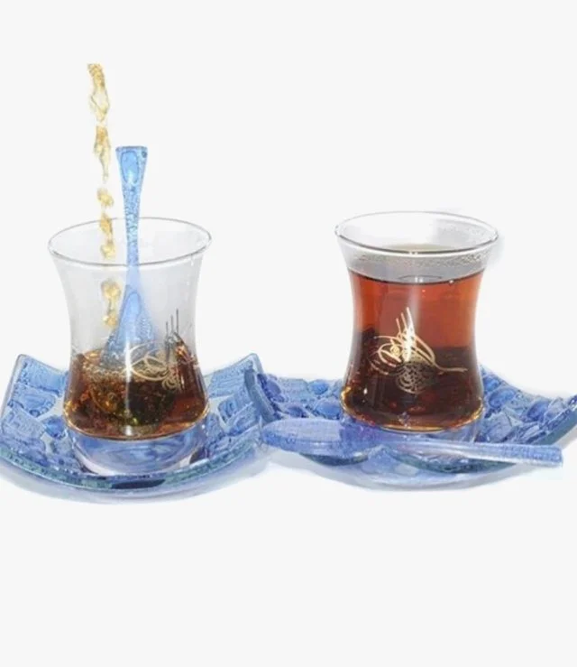 Tea Cups by Miskeyana