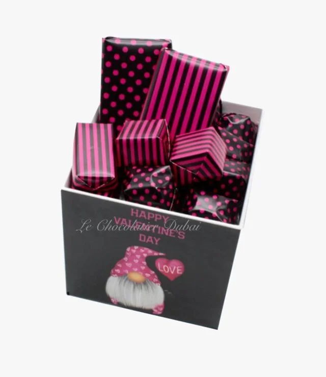 صندوق هدايا شوكولاتة لعيد الحب من لو شوكوليتير دبي