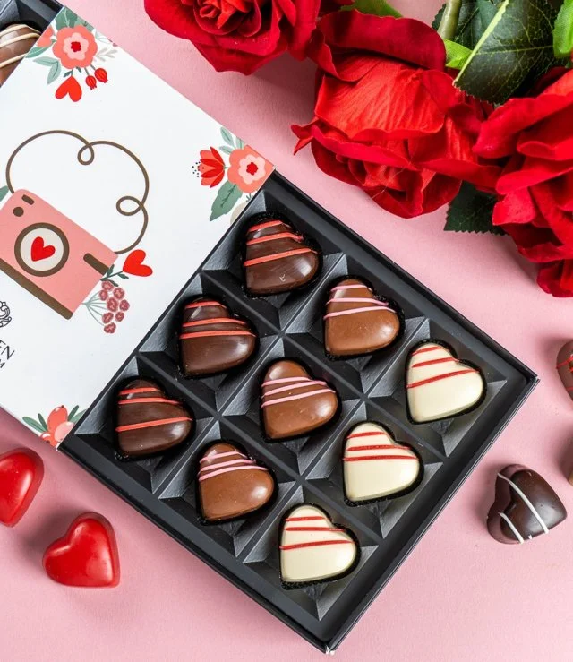 صندوق شوكولاتة قلوب عيد الحب من شاهين ديلايتس