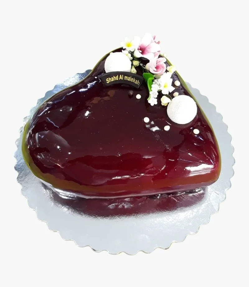 Heart-shaped Cake 