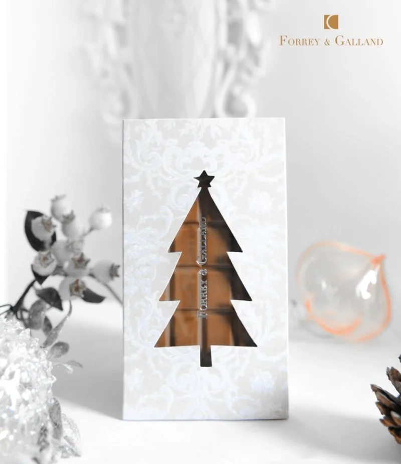 لوح شوكولاتة بشكل شجرة كريسماس من فوري آند جالاند