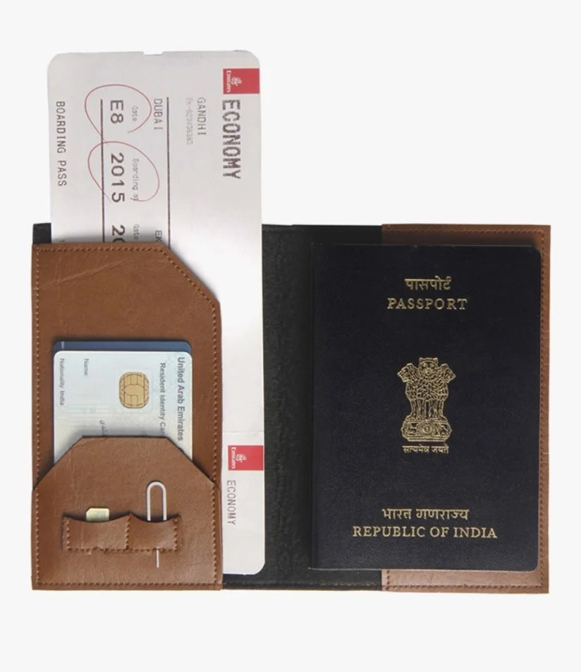 Buy Personalized Couple Passport Covers & Holders in UAE - Custom Factory -  UAE