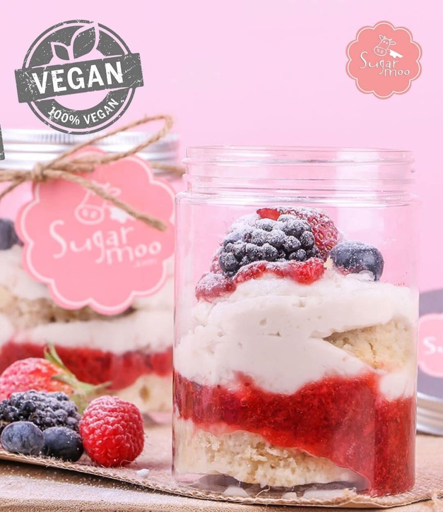 Vegan Strawberry Shortcake in a Jar by Dsrt Lab