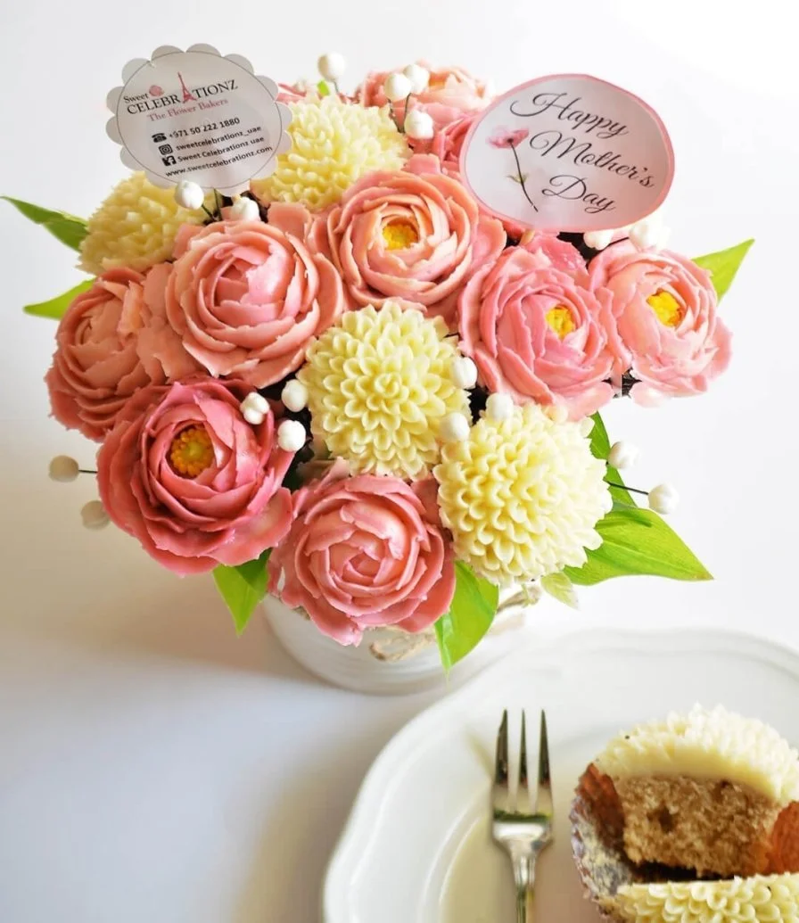 Mom's Day Flower Cupcakes Bouquet by Sweet Celebrationz