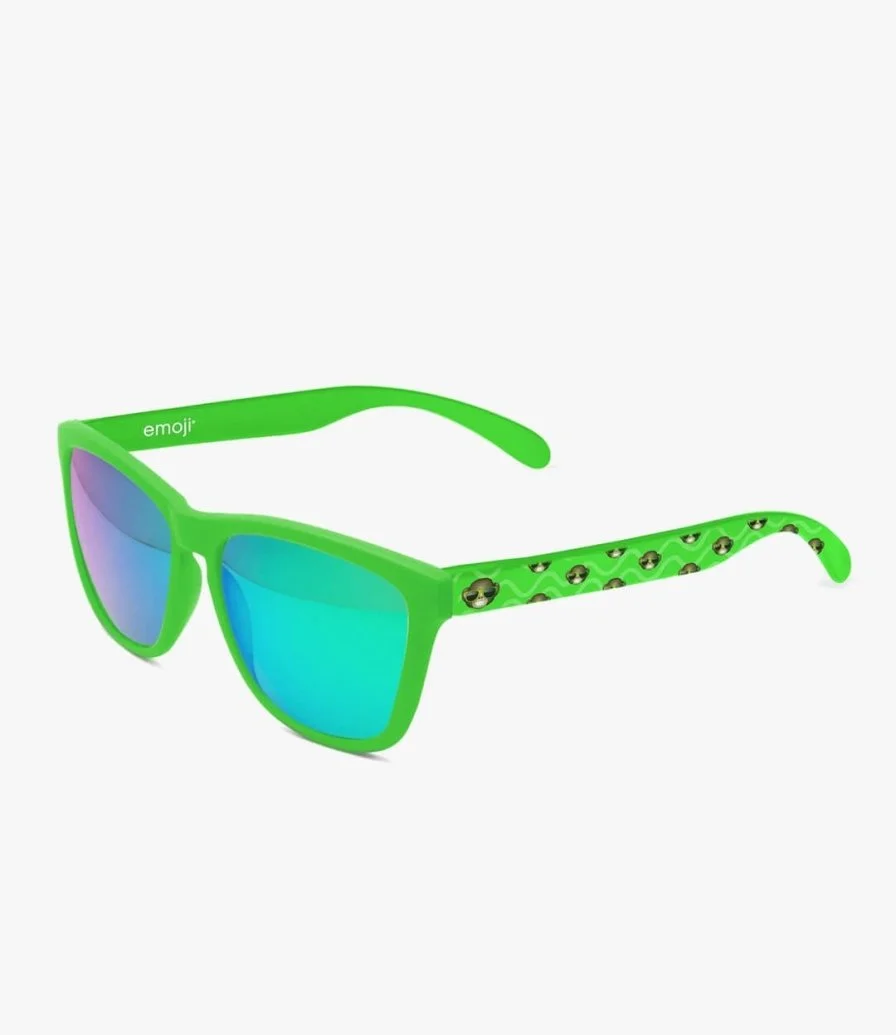 نظارات شمسية سوداء بإينظارات شمسية خضراء بإيموجي قرد من إيموجي 