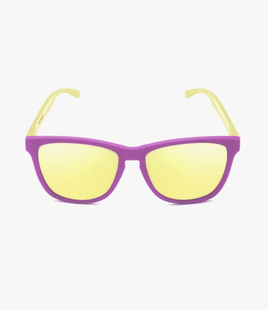 نظارات شمسية صفراء وبنفسجية بإيموجي الجنّي من إيموجي 