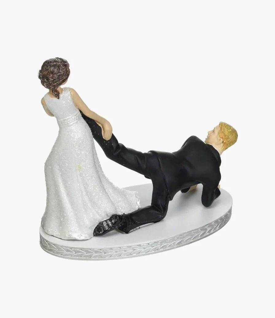 تمثال زينة كيكة عرس بشكل عروس وعريس 