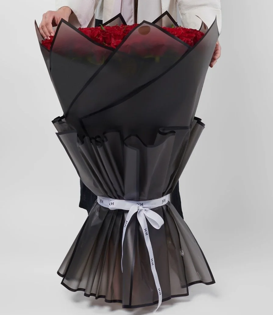 101 Red Roses Hand Bouquet