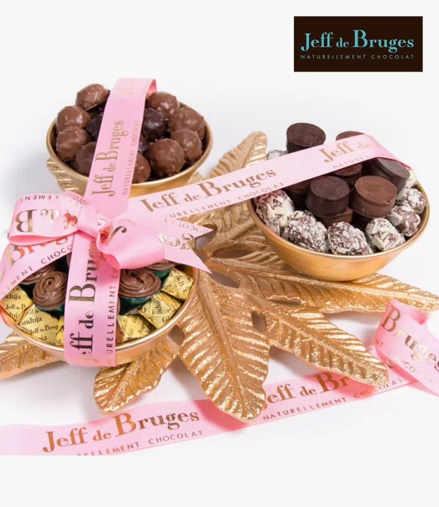Jeff De Bruges Chocolate Tray and Flowers Bundle