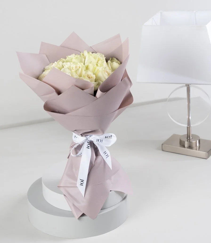 25 White Roses Hand Bouquet