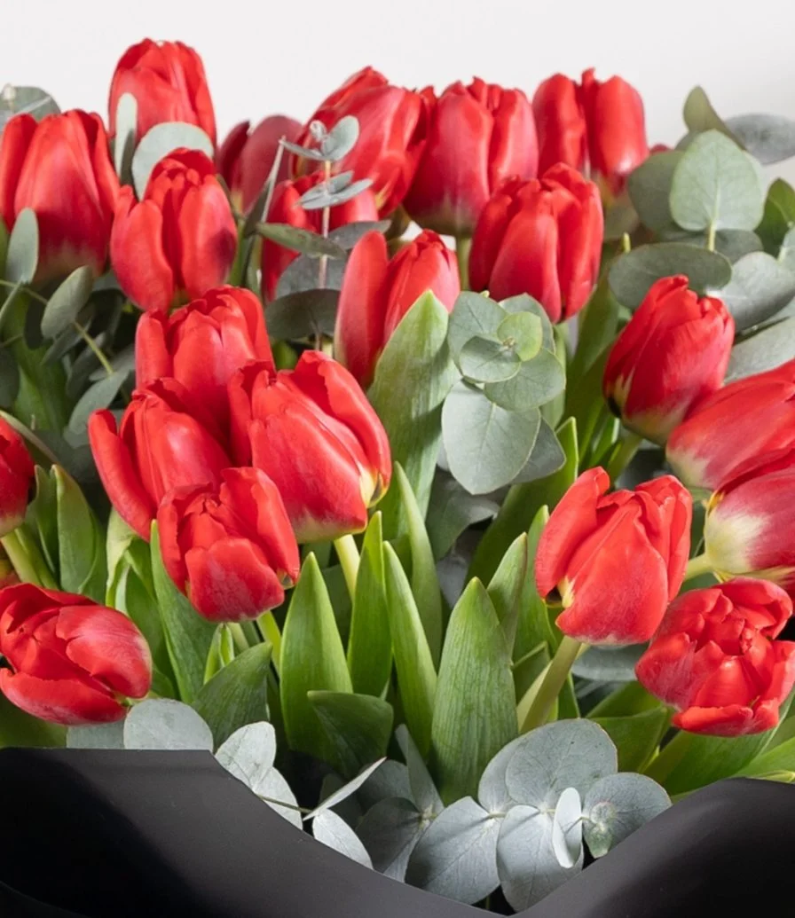 30 Red Tulip Hand Bouquet