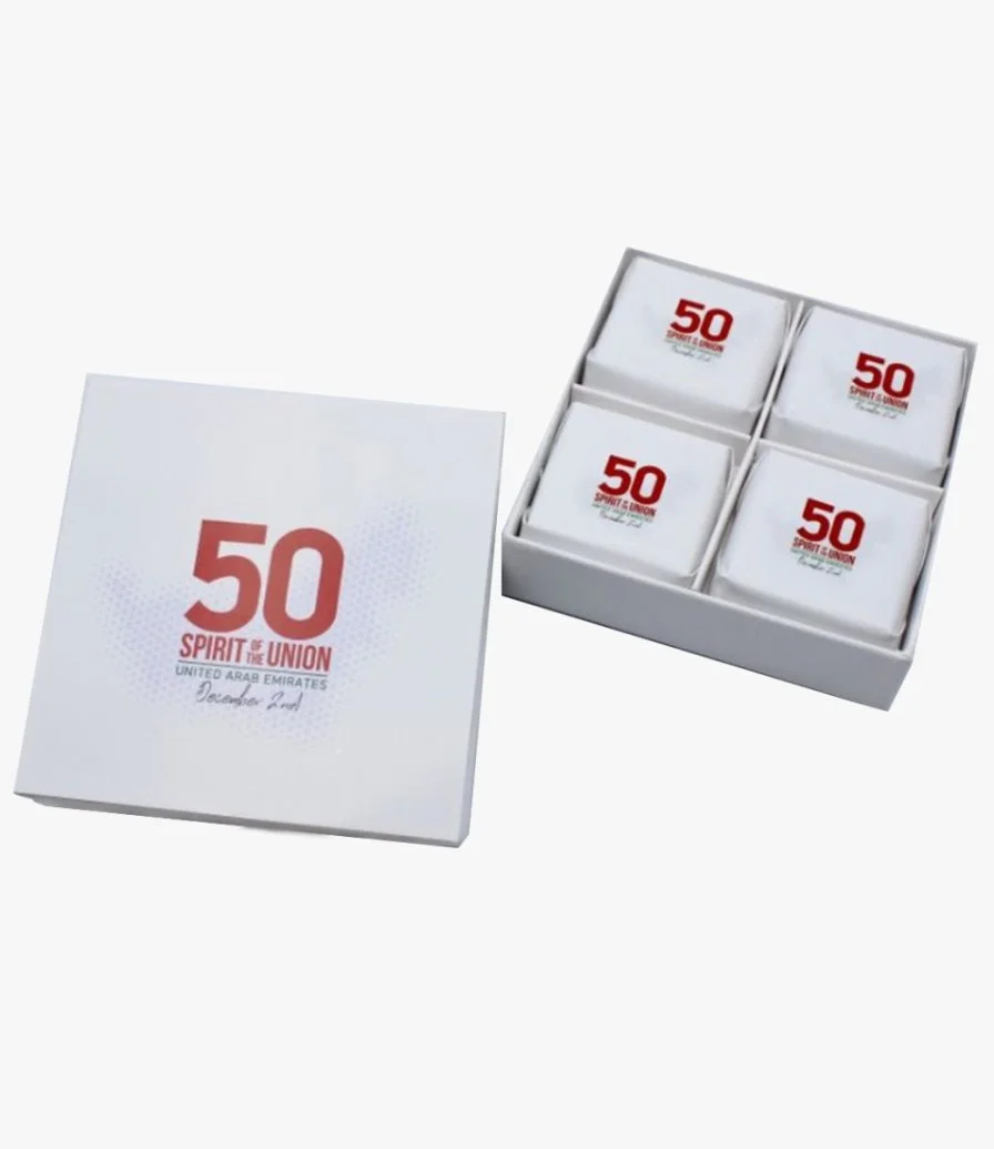 عام الإمارات الخمسين - صندوق هدايا اليوم الوطني 80 جرام - عبوة من 10 علب من لو شوكليتير