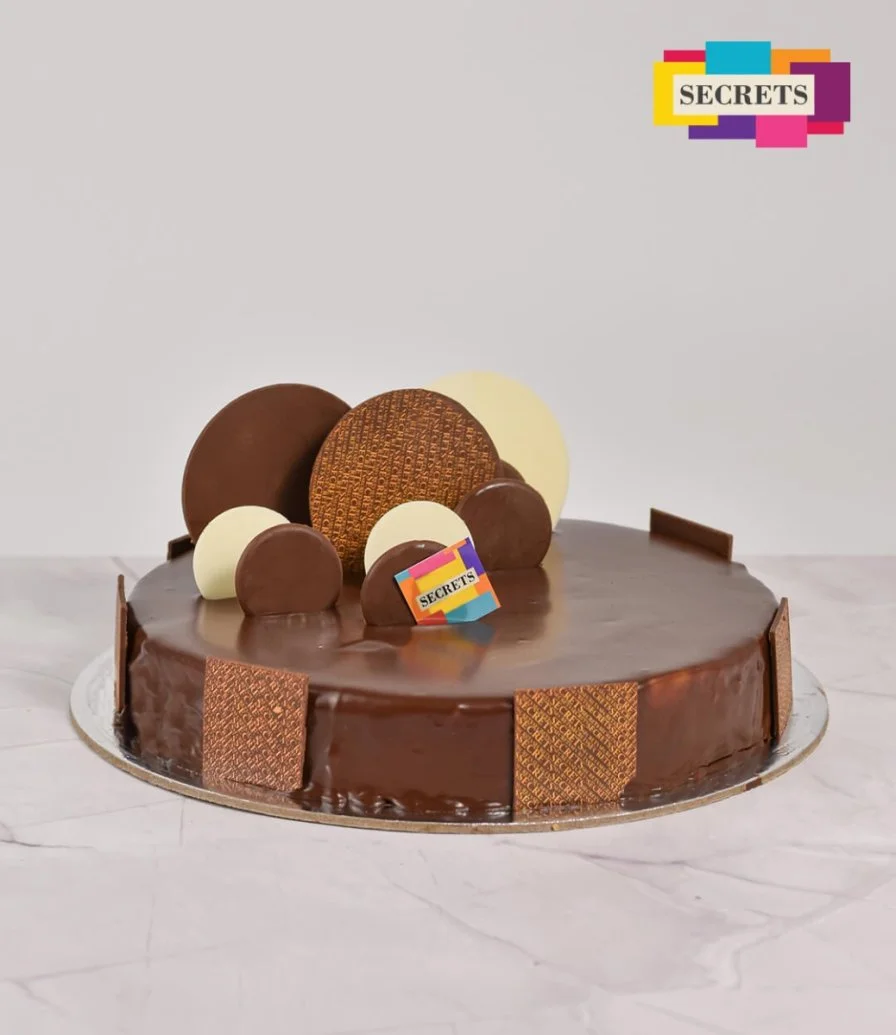 مجموعة كيكة الشوكولاتة تروا مع بالون الحب من سيكرتس