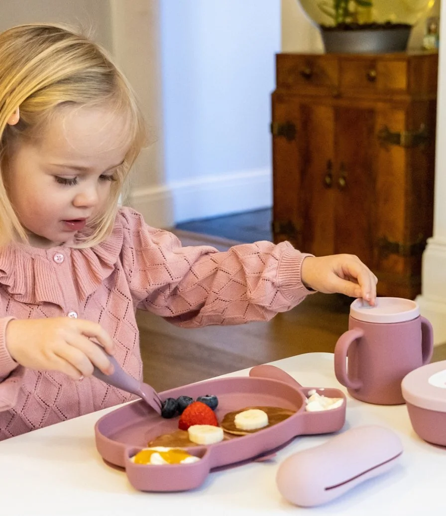 أدوات مائدة للأطفال مع حافظة للتنقل - وردي