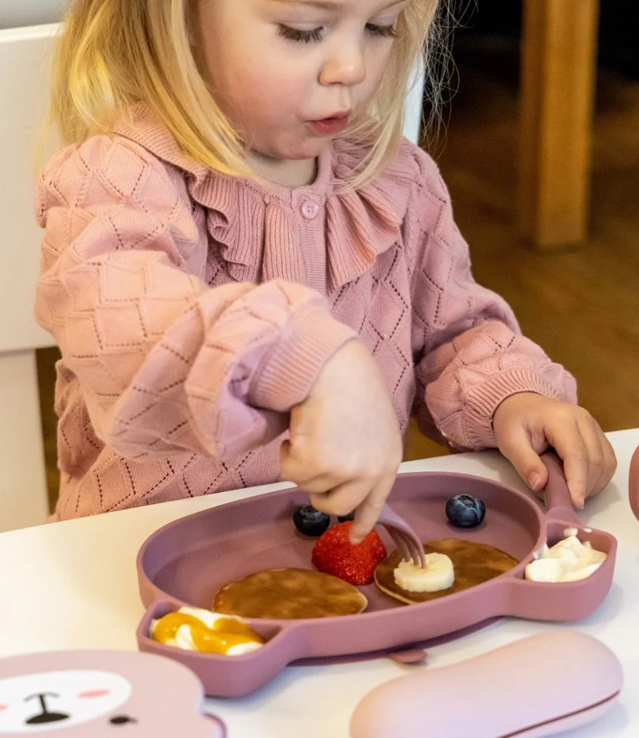 أدوات مائدة للأطفال مع حافظة للتنقل - وردي