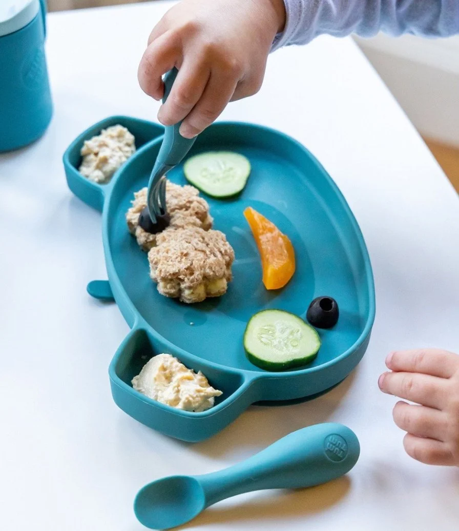أدوات مائدة للأطفال مع حافظة للتنقل - أزرق مخضر