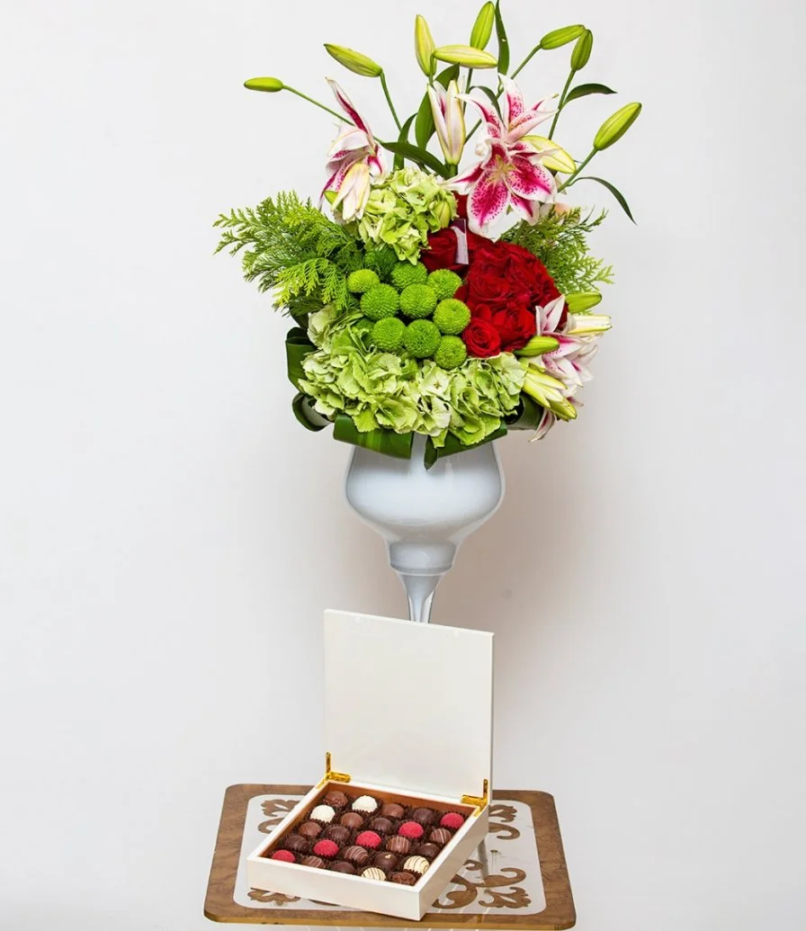 Bateel Truffle Box and Flowers Bundle