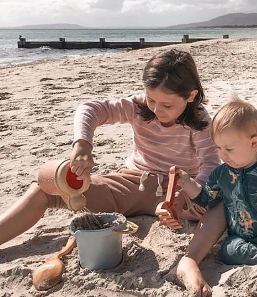 مجموعة ألعاب الشاطئ والرمل البلاستيكي الحيوي