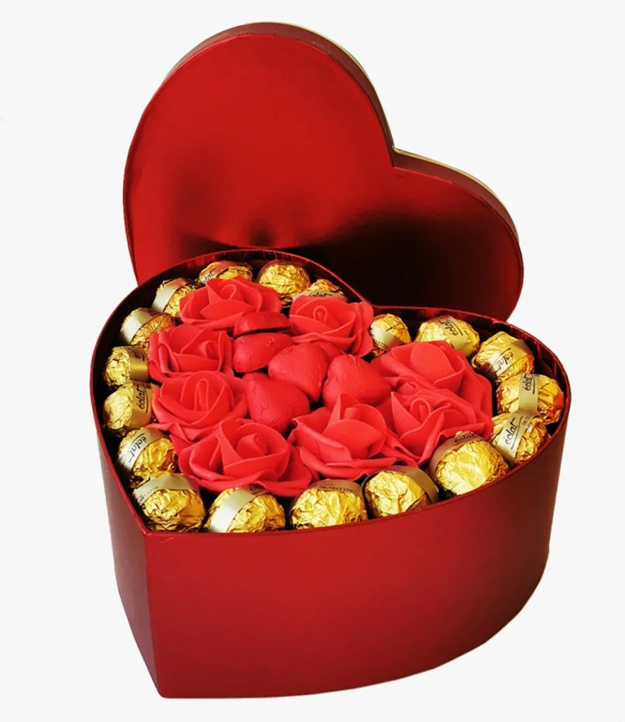 Box of Red Roses with Éclat Ferrero