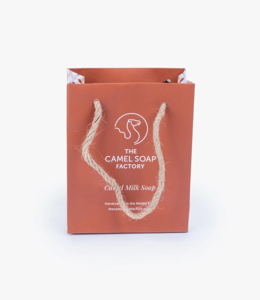 مجموعة صابون حليب الإبل هيلينج للوجه من ذا كاميل سوب فاكتوري