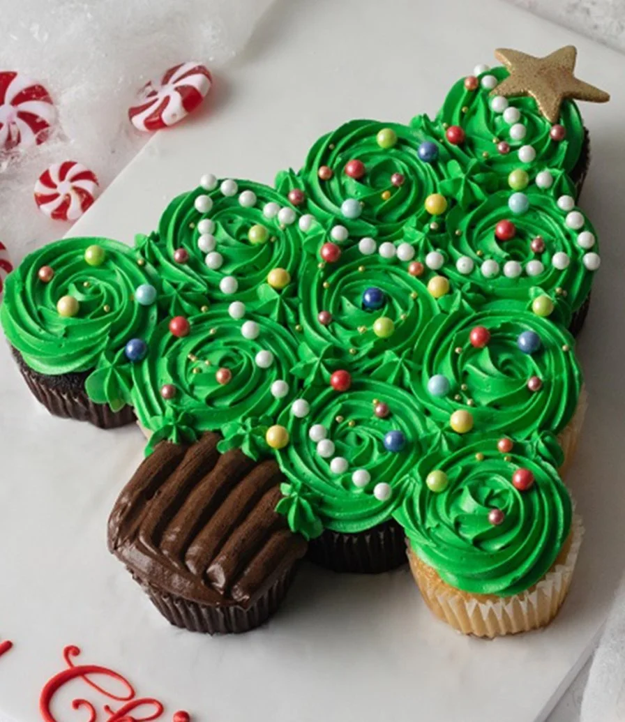 Christmas Tree Pull-apart Cupcakes by Cake Social